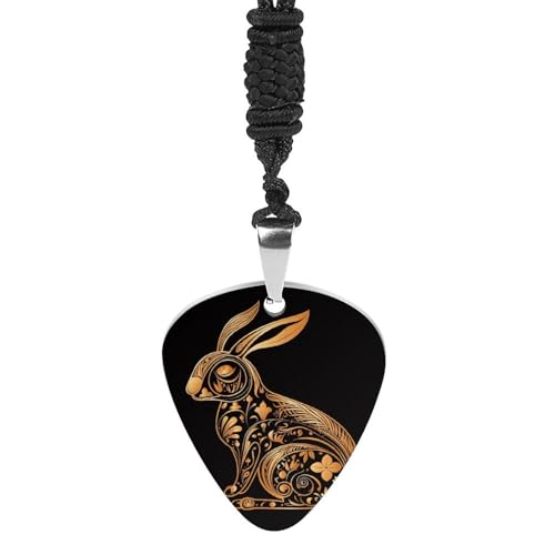 ウサギのアイコンプリントピックネックレス(1.2 x 1.1インチ)、チタンスチール製、24インチのブラックロープとペアになっています。男性と女性の両方に合わせた絶妙なペンダントギターピックホルダーです。