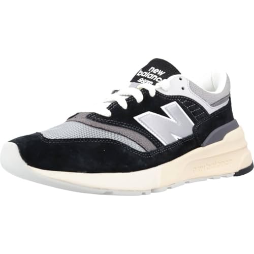 Baskets New Balance 997r pointure 42 pour homme en couleur grise style retro running