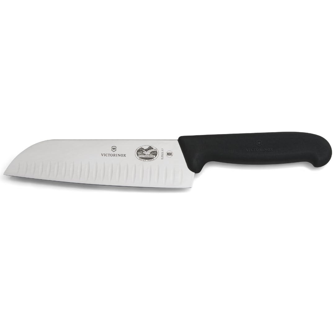 Victorinox Fibrox, Coltello Santoku con Lama Alveolata, Coltello da Cucina giapponese per Carne, Pesce e Verdura, 17 cm, Affilato, Acciaio Inossidabile, Nero