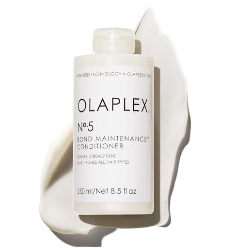 Olaplex No. 5 Bond Maintenance Conditioner, Ripara, Rinforza E Nutre Tutti I Tipi Di Capelli, Lascia I Capelli Morbidi E Aggiunge Lucentezza, 250ml