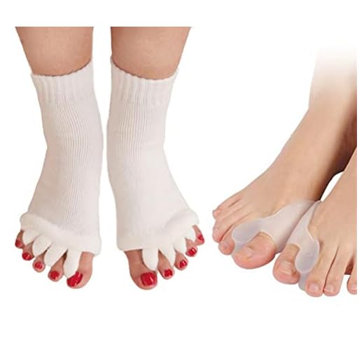 LuckyMoon Toe Separator Socks with Bunion Pads, Foot Alignment Socks Bunion Toe Socks Bunion Pads Corrector Yoga Socks Toeless Socks for Women, White