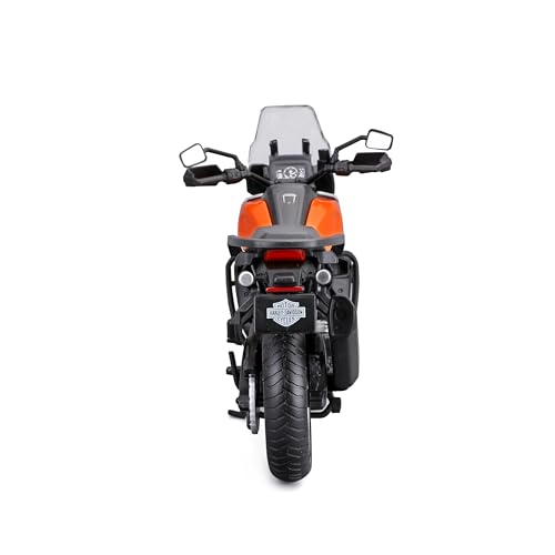 Maisto Die-Cast Harley Davidson Pan Amaerica Motorcycle - Intricately Detailed Replica Collectible Model Toy - 1:12 Scale - Image 3