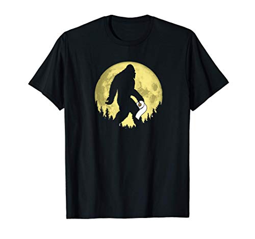 Funny Bigfoot & Toilet Paper Night Time Moon Graphic Camiseta