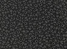 Cuentas de semillas 10/0 checo acabado mate Jet (paquete de una madeja)