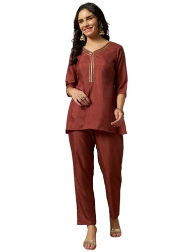 Image of Women Printed 2-Piece Silkblend Kurta & Pants Set