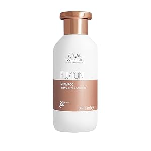 Wella Professionals Fusion Intense Repair Shampoo – Intense Repair Detangling Shampoo for Dry and Damaged Hair – Smoothening, Boost Shine and Protect Hair Against Breakage 250ml