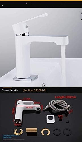 Robinet d'eau de bain blanc pour une salle de bain moderne et zen