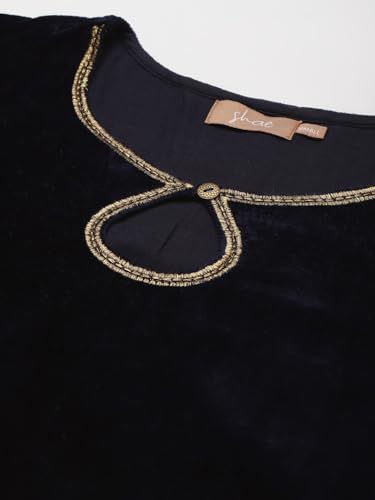 Image of Women's Velvet Hem Zari Embroidered Kurta