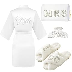 Slippers+Makeup Bag+Robe+Clip