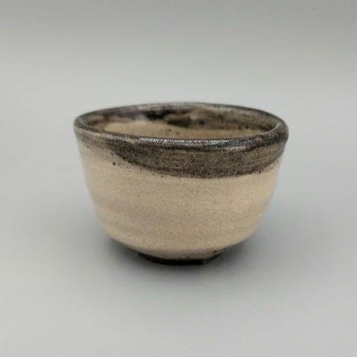 Amazon.co.jp: 小山富士夫古山子 酒觴呉須刷毛目 : おもちゃ
