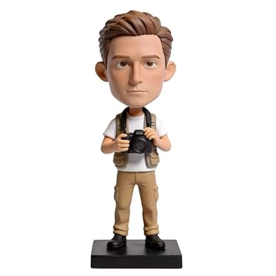 mydedor Figura 3D personalizada para fotógrafo, figura 3D hecha a mano, estatua de cuerpo completo de arcilla polimérica con mini cámara DSLR, regalo para decoración de escritorio de jubilación de | Ya disponible en tu tienda friki favorita! En mundofriki.es! mydedor Figura 3D personalizada para fotógrafo, figura 3D hecha a mano, estatua de cuerpo completo de arcilla polimérica con mini cámara DSLR, regalo para decoración de escritorio de jubilación de | Ya disponible en tu tienda friki favorita! En mundofriki.es!