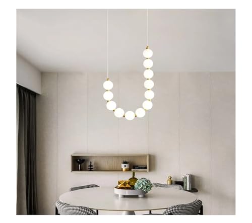 Suspension perles LED cuisine îlot et grand lustre cage d escalier moderne