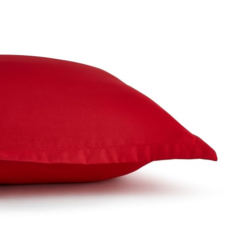 Image of Amazon Basics 3-Piece Soft Microfiber Kids' Comforter and Pillow Sham Set, Full /Queen, Red, Solid