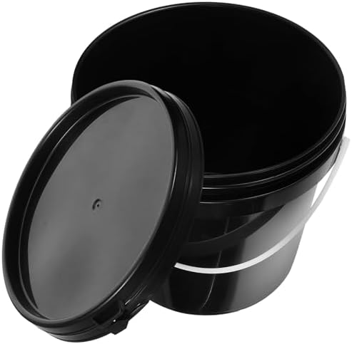 Beavorty Plastic Paint Bucket with Handle and Lid, Black 2L/0.5 Gallon Container for Paint Storage and Portable