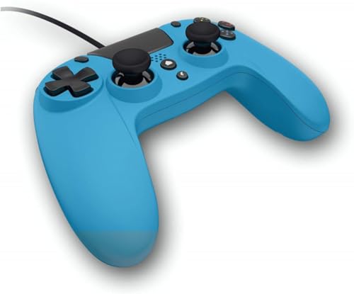 Con due joystick analogici dal design ergonomico che facilitano l'adattamento delle dita alla forma del controller e permettono un uso più preciso