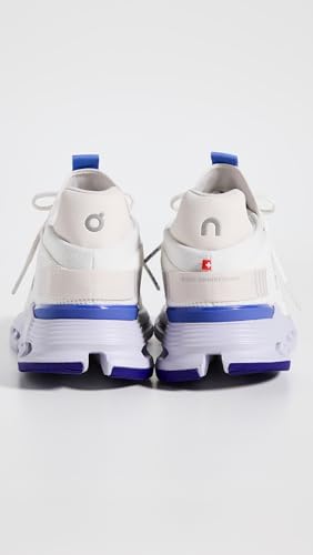 Image of On Women's Cloudnova Sneakers