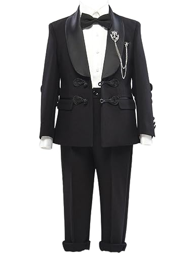 Tuxedos de bal pour garçon : l'ensemble veste et pantalon idéal pour les soirées de gala