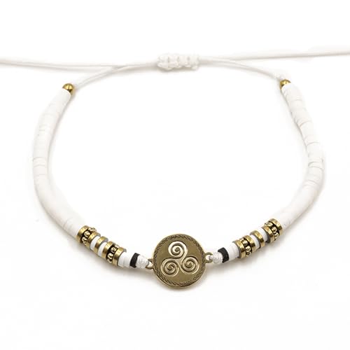 Générique Bracelet Bohème en Perles Heishi avec Pendentif Triskel – Élégance et Symbolisme Celte Unisexe – Idée Cadeau pour Toutes Occasions