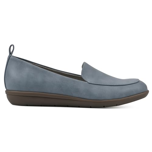 Image of CLIFFS BY WHITE MOUNTAIN Women's Twiggy Moccasin Style Loafer Flat