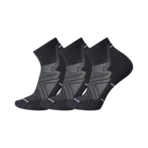 Image of Smartwool Men's Run Targeted Cushion Ankle Socks