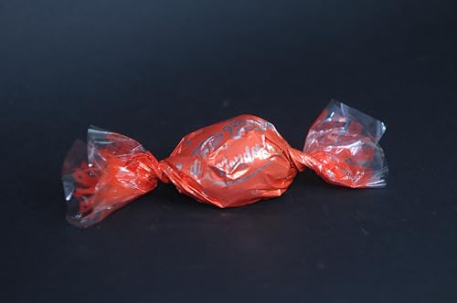 Besos suaves 'Rum; chocolate y naranja confitada' 1 kg (2, chocolate, azúcar negro, ron y naranja confitada)