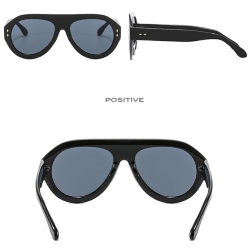 Lunettes de soleil rétro à rivets pour un été chic en terrasse