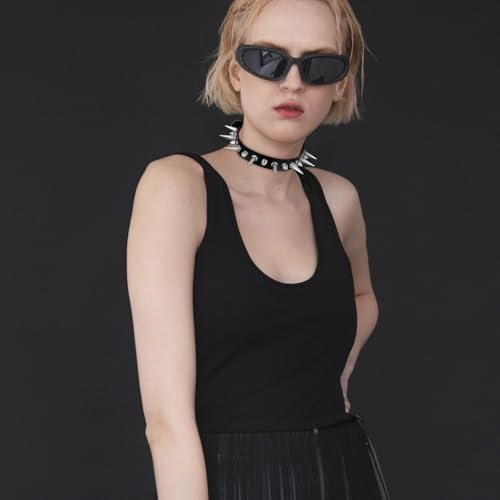 PEOVLVN 1 Stück Punk Rock Choker Leder Halsketten Spike Choker Gothic Choker Halsband für Damen Frauen Pu Leder Halskette Set Punk Kette Emo Accessoires für Party/Konzert/Cosplay