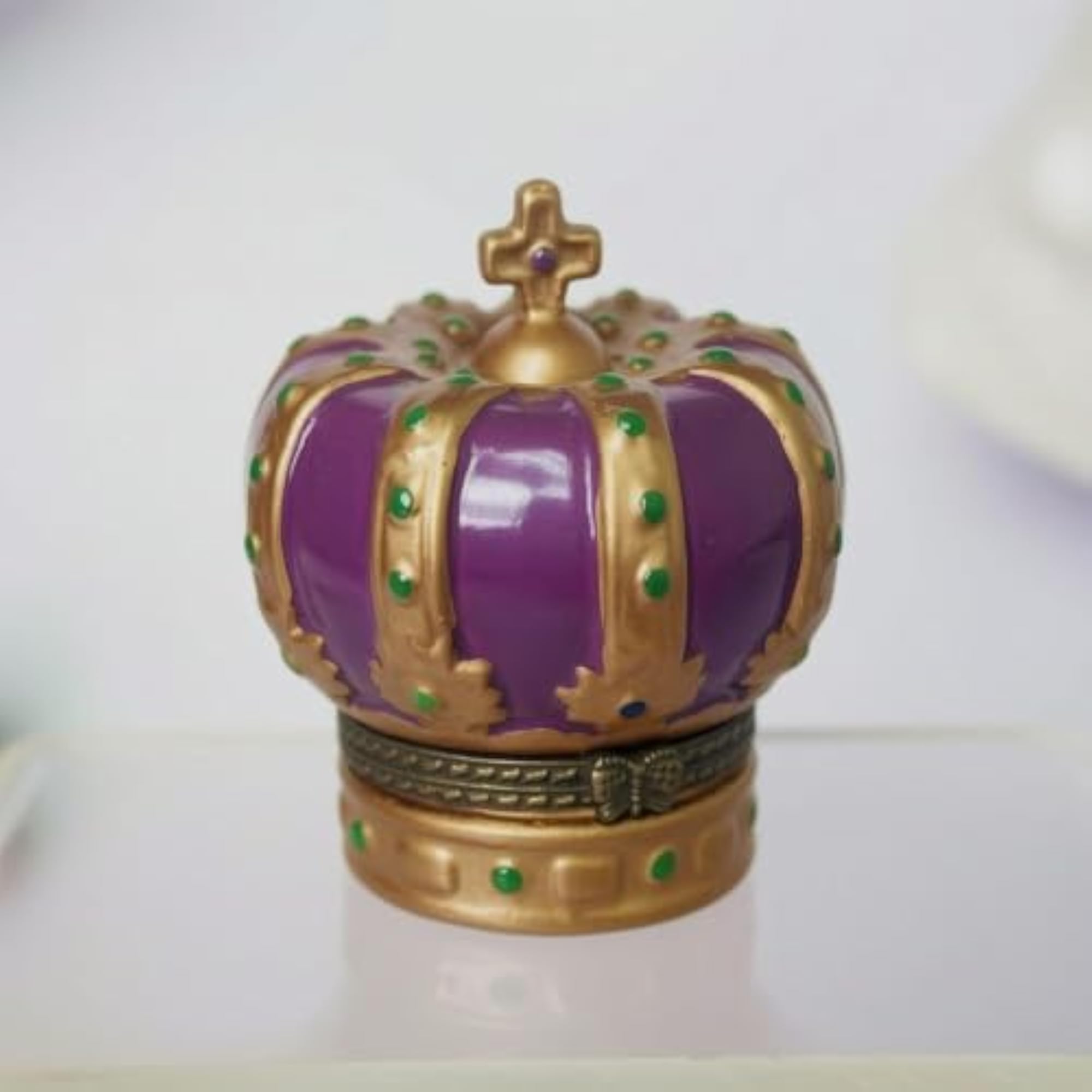 Hand-Painted Decorative Ceramic Jewelry Box with Figurine Lid