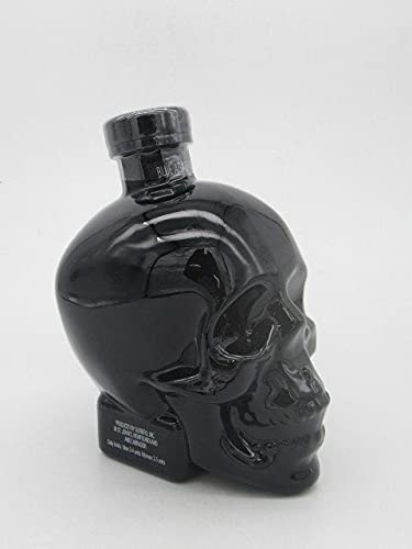 Amazon.co.jp: クリスタルヘッド オニキス アガヴェ ウォッカ 骸骨