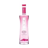 Se recomienda servir Ginial Rosé con sprite, una flor de hierbabuena y una rodaja fina de lima
