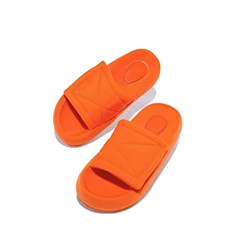 Slippers femme ouverts : la solution anti-transpiration pour l'été