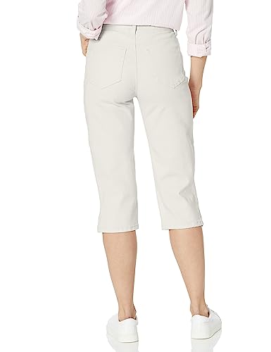 Image of Gloria Vanderbilt Women's Amanda Capri Jean