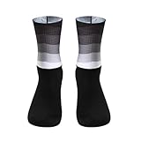 Calcetines de ciclismo de montaña de secado rápido, que absorben el sudor y resistentes al desgaste, calcetines deportivos en el tubo, cuatro estaciones para hombres y mujeres.
