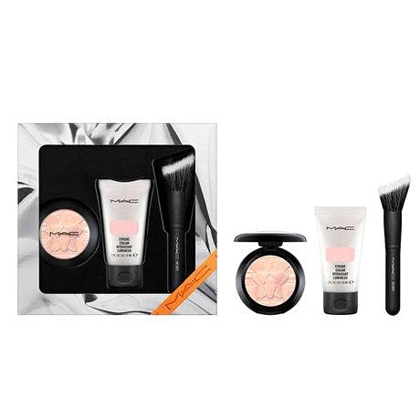 Amazon.com: MAC Shiny Pretty Things Glow Getter Gold : Beauty