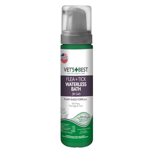 Vet's Best Flea & Tick Waterless Bath Foam for Cats - Flea-Killing Dry Shampoo for Cats - Plant-Based Formula - Certified Natural Oils - 8 oz