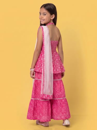 Image of Nautinati Girls Nauti Nati Girls Printed V Neck Pure Cotton Kurti With Sharara Dupatta