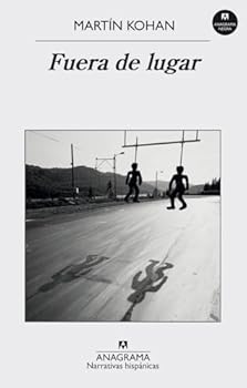 Paperback Fuera de Lugar -Z [Spanish] Book