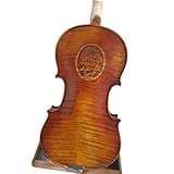 À l’aide de bois de résonance sélectionnés, ils sont sculptés et classés pour obtenir le ton parfait, puis soigneusement laqués à la main pour accentuer leur beauté physique.