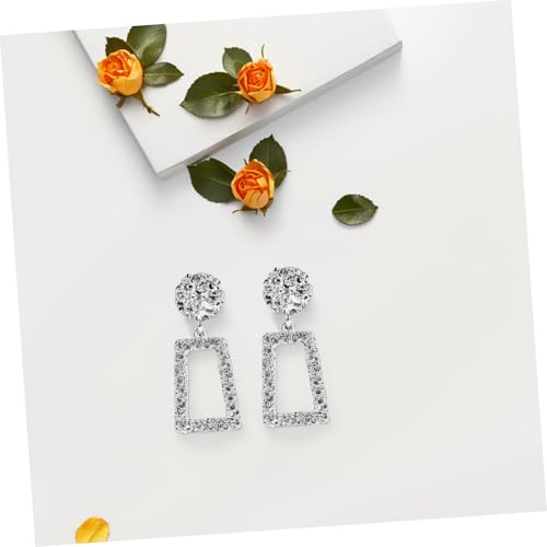 Bijoux géométriques à offrir : élégant clip d'oreille britannique