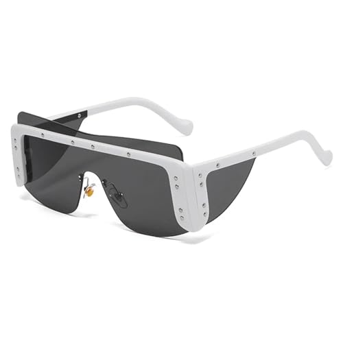 Lunettes de soleil uniques à rivets pour sublimer vos sorties en ville