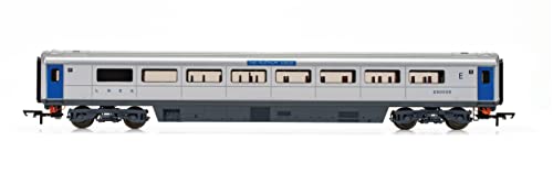 Hornby Coach Car, R40355C Platinum Jubilee of Queen Elizabeth II, Mk3 Sliding Door, Trailer First Disabled Train Toy