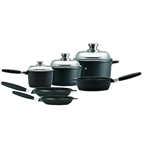by BergHOFF Chef Set with 3 Lids | Ceramic and Titanium Cooking Surface | Durable, Lightweight Cast Construction | Detachable Handle for Oven Use | Designed in Europe. Made for America