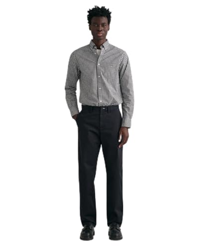 Chinos GANT Regular Twill : le pantalon homme qui ne froisse pas pour rester élégant