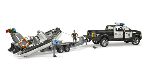bruder 02507 - RAM 2500 Polizei Pick-up, Light and Sound Modul, Anhänger mit Boot, 2 Figuren - 1:16 Einsatzwagen, Rettungsdienst, Polizistin, Taucher, Geländewagen, Schlauchboot, bworld, Spielzeug