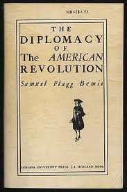 Paperback The Diplomacy of the American Revolution. Book