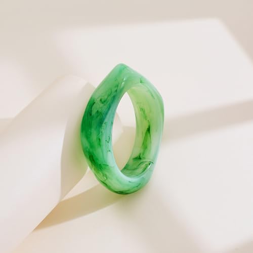 WOWORAMA Colorful Resin Acrylic Bangle Bracelets for Women Geometric Chunky Mottled Acetate Resin Bangles Wide Acrylic Plastic Bracelets Statement Jewelry