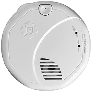 First Alert Battery Powered Z-Wave Smoke Detector & Carbon Monoxide Alarm, Works with Ring Alarm Base Station, 2nd Generation