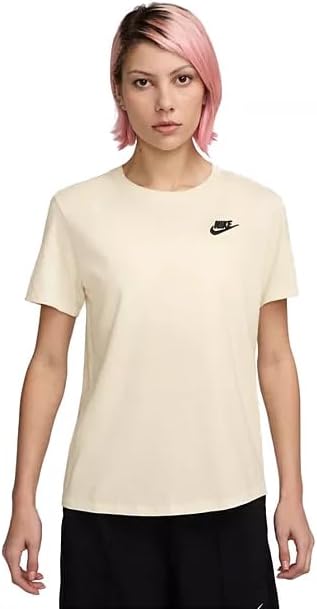 Nike Women's Sportswear Club Essentials NSW T-Shirt Embroidered Short Sleeve Tee