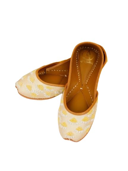 Sunehri Phool Jutti for Women, Handcrafted Ivory Floral Embroidered Ethnic Footwear, Leather-image-48