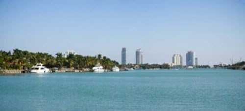 Posterazzi Póster de edificios en el paseo marítimo de Miami Florida USA (30 x 14)